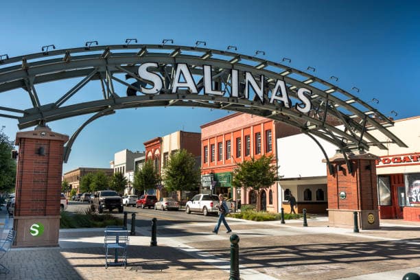 Mama Walks: Downtown Salinas